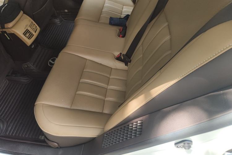Used Lexus ES 2015 300h Comfort Edition Left Rear Seat
