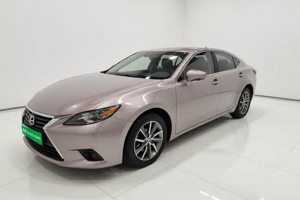 Lexus ES 2015