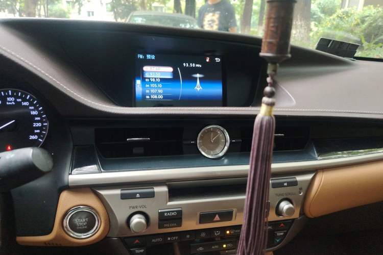 Used Lexus ES 2015 200 Elite Edition Audio And AC Panel