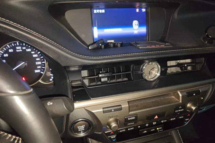 Used Lexus ES 2015 200 Elite Edition Audio And AC Panel
