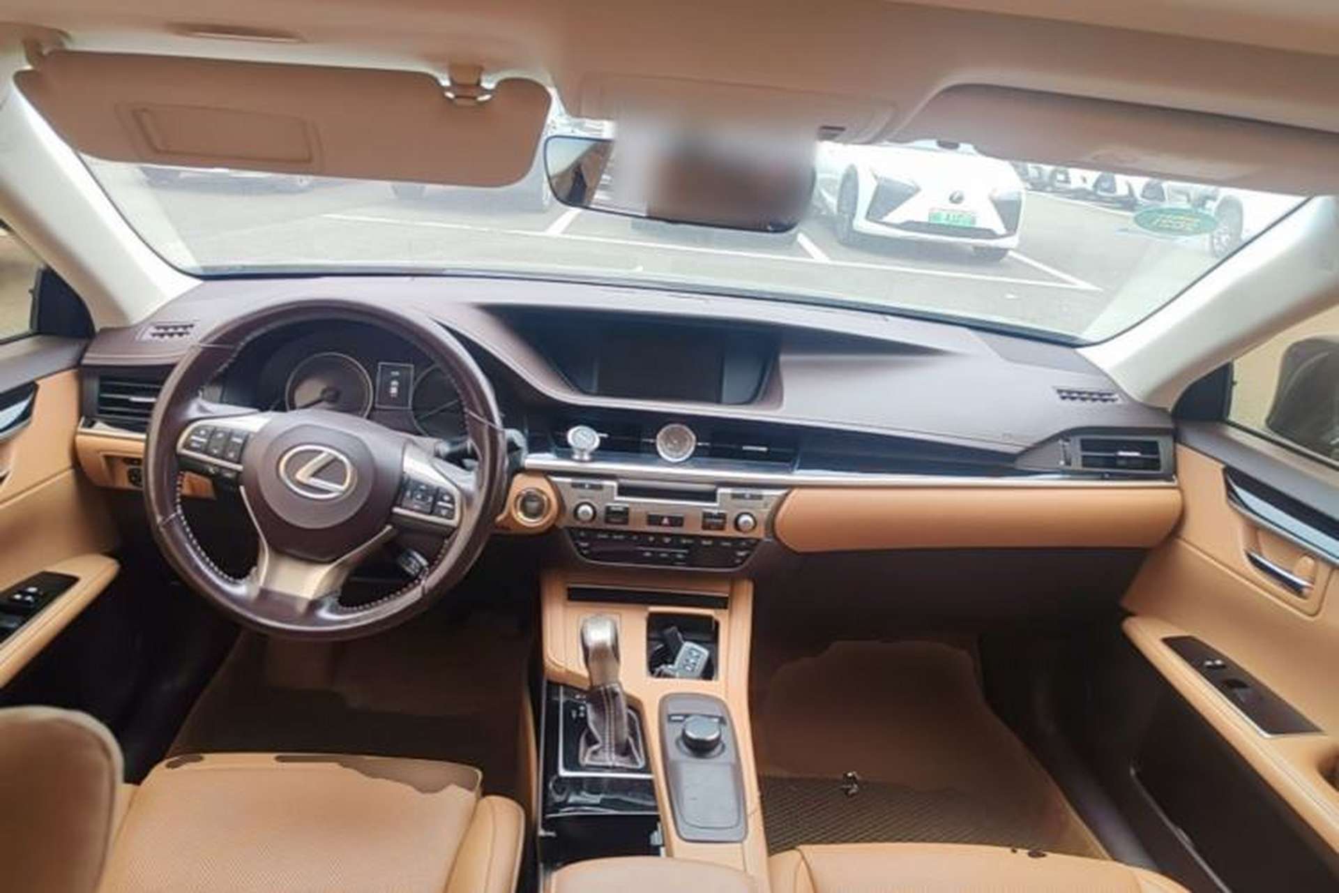 Used Lexus ES 2015 200 Elite Edition Center Console