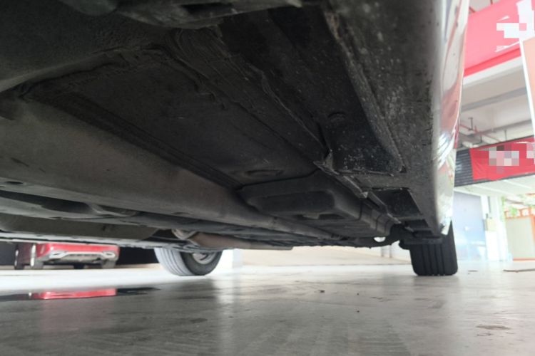 Used Lexus ES 2015 300h Comfort Edition Chassis Front Left