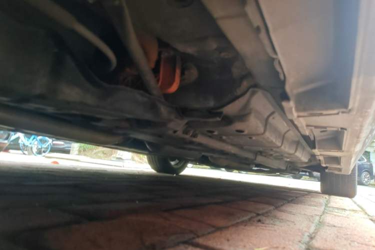 Used Lexus ES 2015 300h Comfort Edition Chassis Rear Right