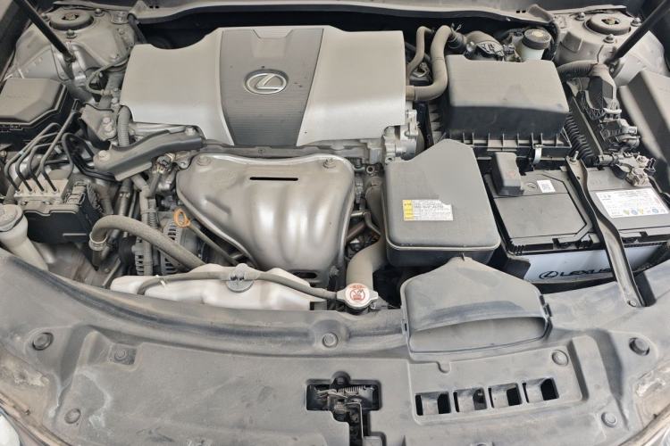 Used Lexus ES 2015 200 Elite Edition Engine Bay