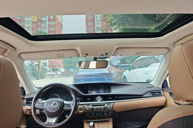 Used Lexus ES 2015 200 Elite Edition Headliner