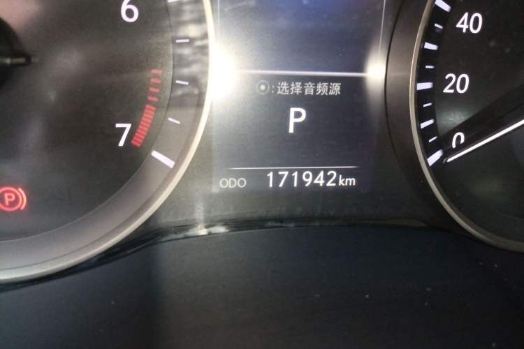 Used Lexus ES 2015 200 Elite Edition Odometer Close Up