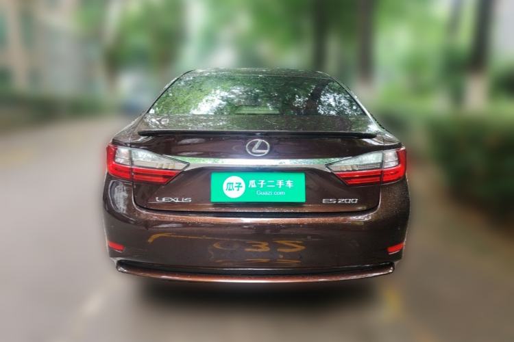 Used Lexus ES 2015 200 Elite Edition Rear