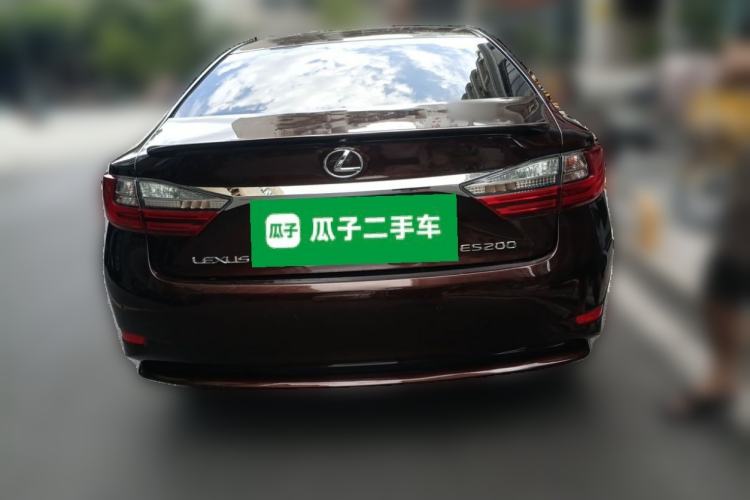 Used Lexus ES 2015 200 Elite Edition Rear