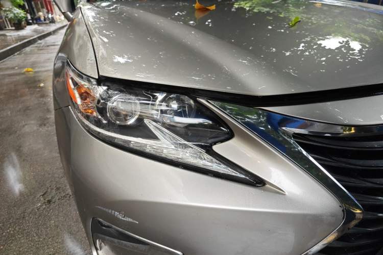 Used Lexus ES 2015 200 Elite Edition Right Front Headlight