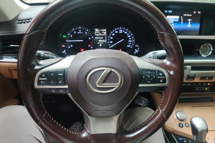 Used Lexus ES 2015 200 Elite Edition Steering Wheel