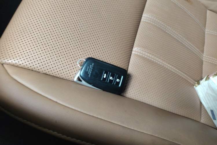 Used Lexus ES 2015 200 Elite Edition Vehicle Key