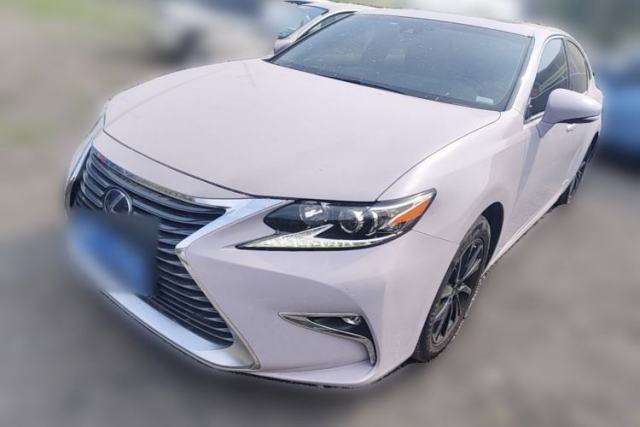 Used Lexus ES 2015 300h Comfort Edition