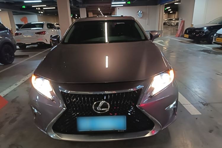 Used Lexus ES 2015 200 Elite Edition Front