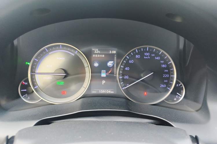 Used Lexus ES 2015 300h Comfort Edition Instrument Cluster