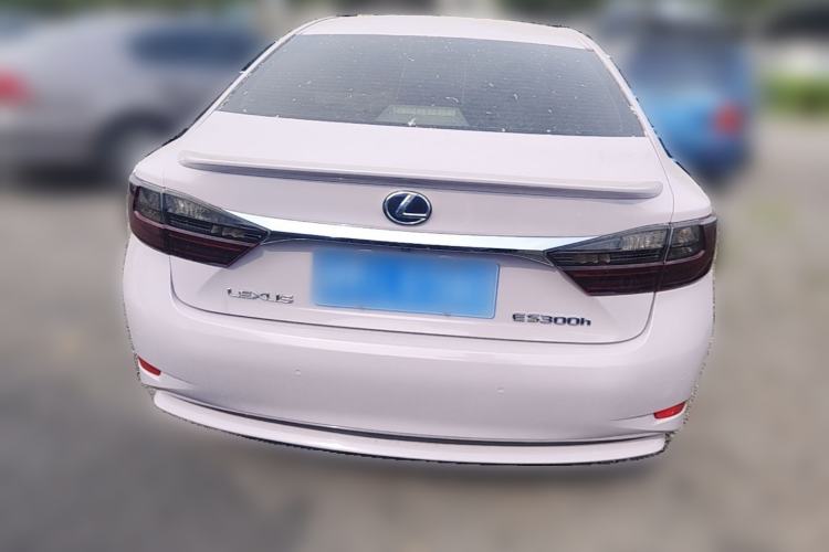 Used Lexus ES 2015 300h Comfort Edition Rear