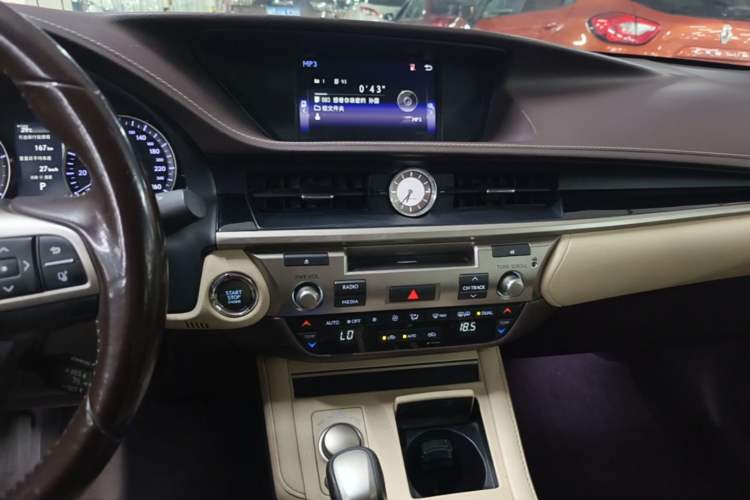 Used Lexus ES 2015 200 Elite Edition Audio And AC Panel