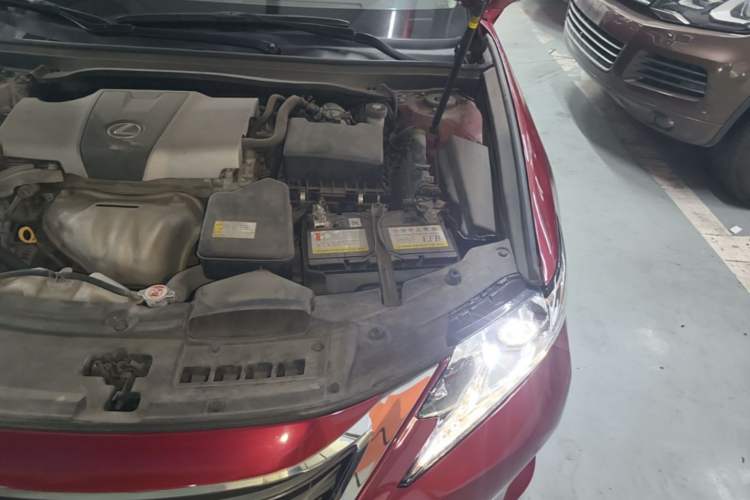 Used Lexus ES 2015 200 Elite Edition Engine Bay Left