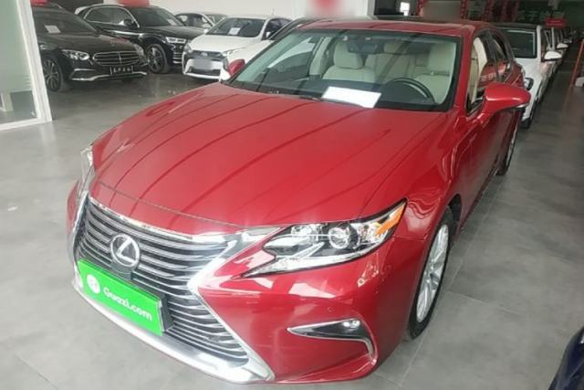 Używany Lexus ES 2015 200 Elite Edition