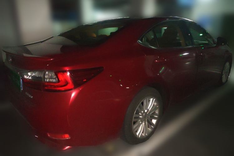 Used Lexus ES 2015 200 Elite Edition Rear Right 45 Deg