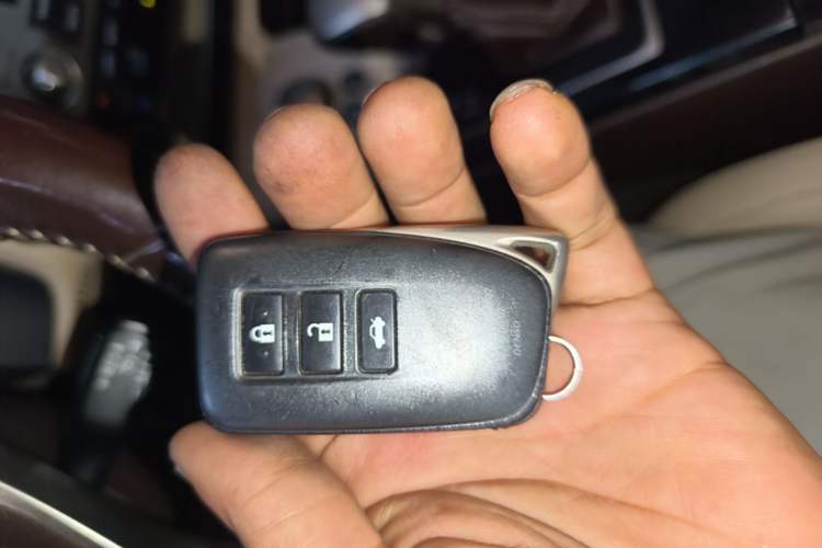 Used Lexus ES 2015 200 Elite Edition Vehicle Key