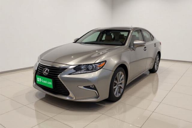 Used Lexus ES 2015 300h Comfort Edition