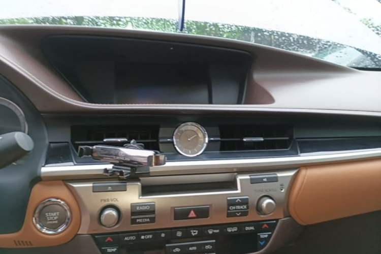 Used Lexus ES 2015 200 Elite Edition Audio And AC Panel