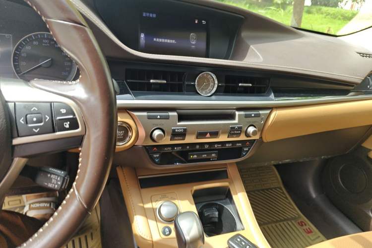 Used Lexus ES 2015 200 Elite Edition Audio And AC Panel