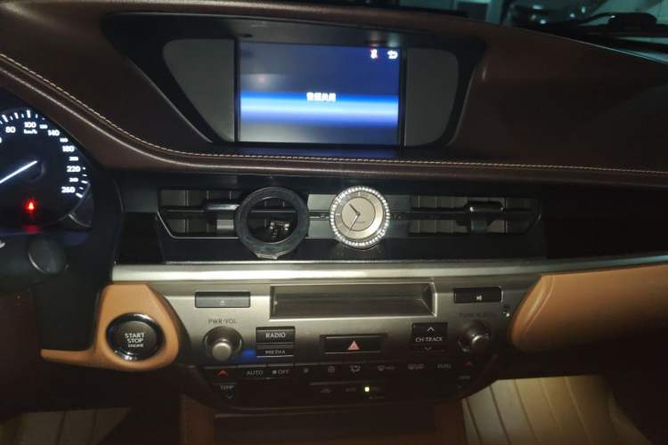 Used Lexus ES 2015 200 Elite Edition Audio And AC Panel