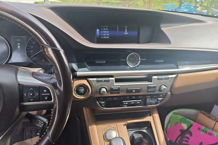 Used Lexus ES 2015 200 Elite Edition Audio And AC Panel
