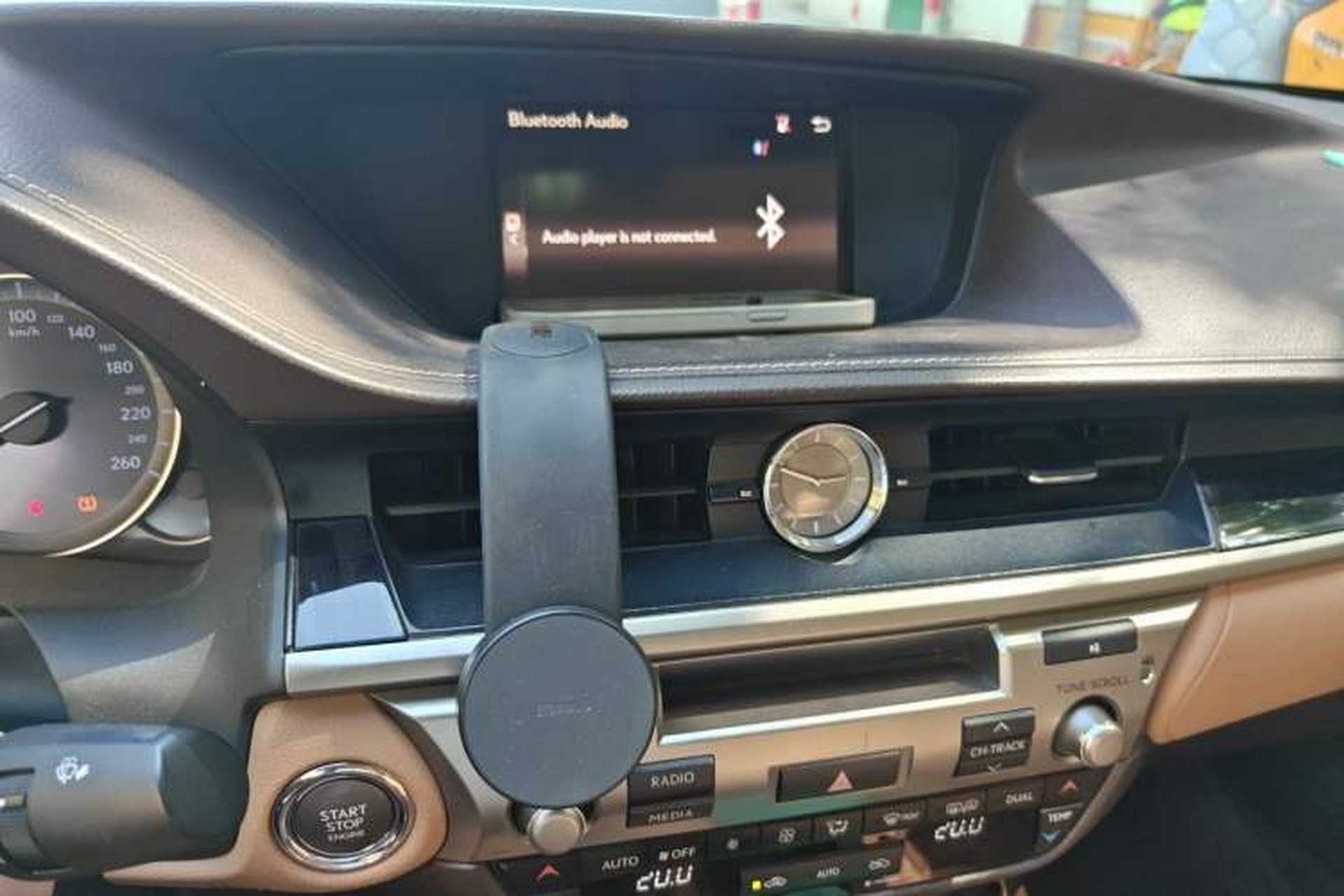 Used Lexus ES 2015 200 Comfort Edition Audio And AC Panel