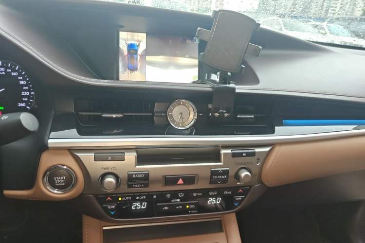 Used Lexus ES 2015 200 Elite Edition Audio And AC Panel
