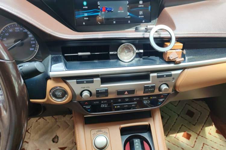Used Lexus ES 2015 200 Elite Edition Audio And AC Panel