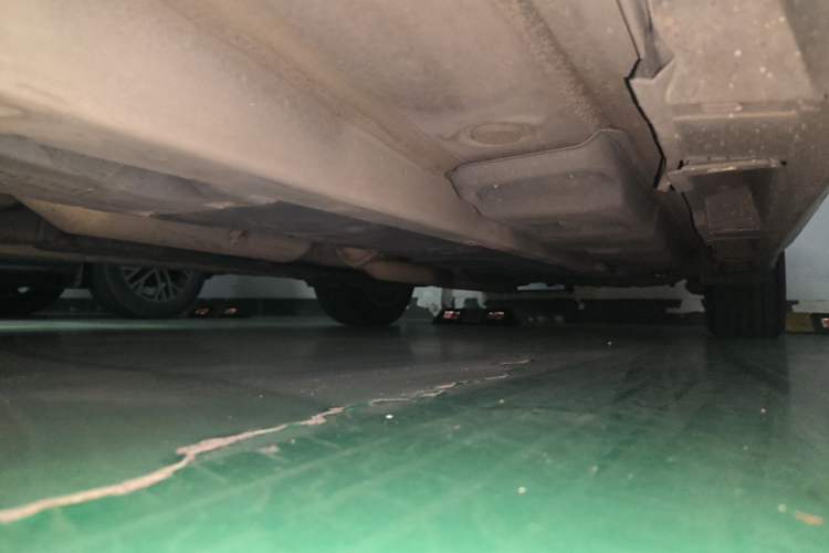 Used Lexus ES 2015 300h Comfort Edition Chassis Front Left