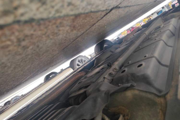 Used Lexus ES 2015 300h Comfort Edition Chassis Rear Left