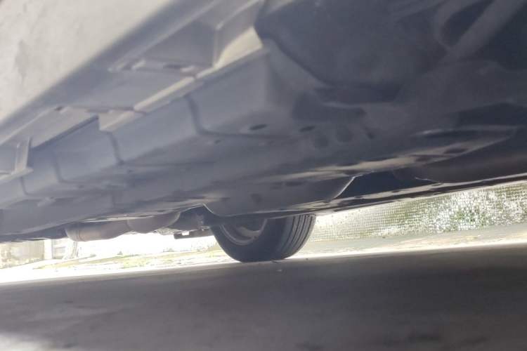 Used Lexus ES 2015 300h Comfort Edition Chassis Rear Left