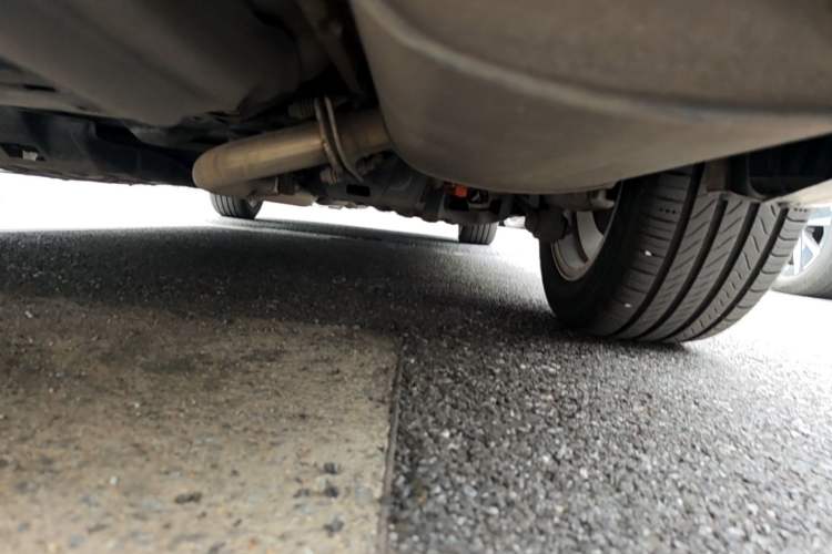 Used Lexus ES 2015 300h Comfort Edition Chassis Rear Right