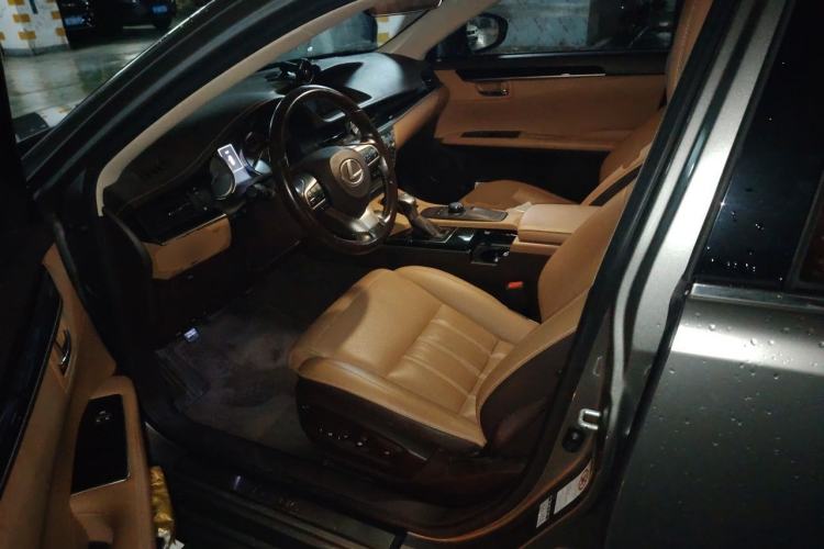 Used Lexus ES 2015 200 Elite Edition Driver Seat