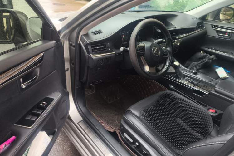 Used Lexus ES 2015 200 Elite Edition Driver Seat