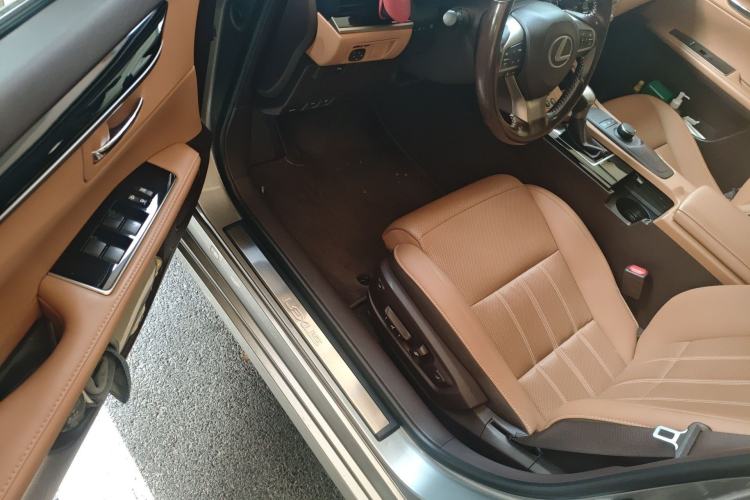Used Lexus ES 2015 200 Elite Edition Driver Seat