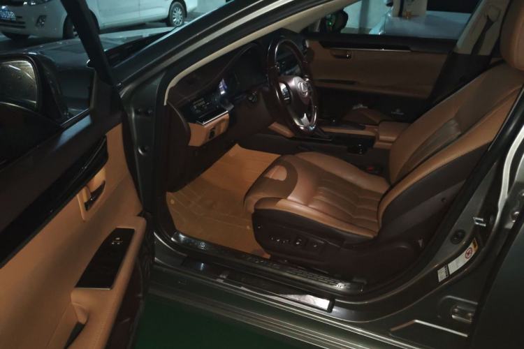 Used Lexus ES 2015 200 Elite Edition Driver Seat