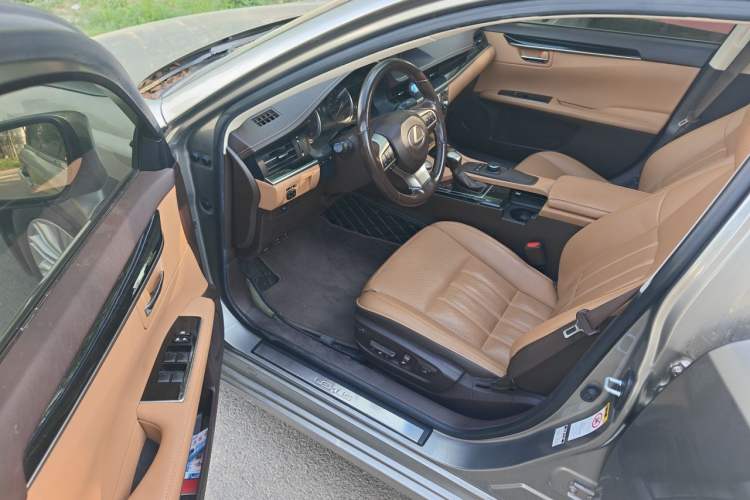Used Lexus ES 2015 200 Elite Edition Driver Seat