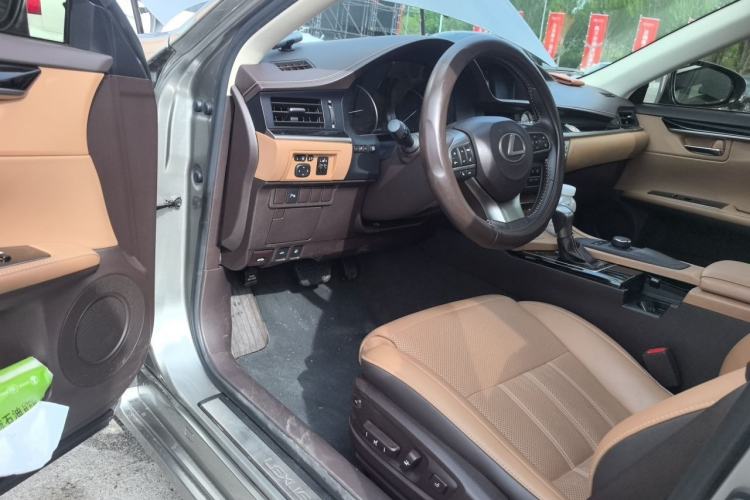 Used Lexus ES 2015 200 Elite Edition Driver Seat