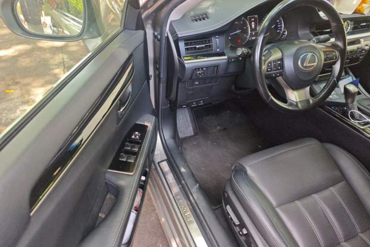 Used Lexus ES 2015 200 Elite Edition Driver Seat