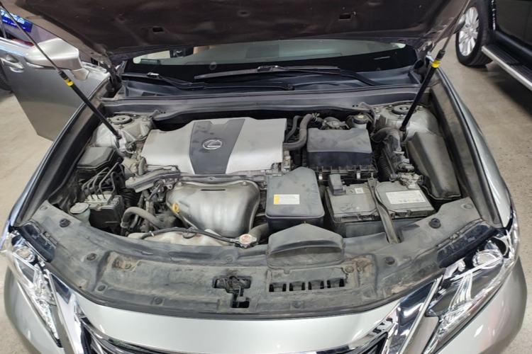 Used Lexus ES 2015 200 Elite Edition Engine Bay