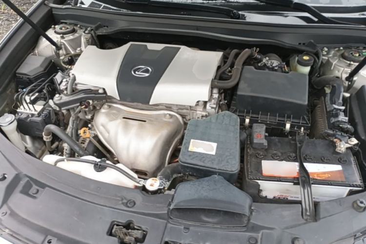 Used Lexus ES 2015 200 Elite Edition Engine Bay