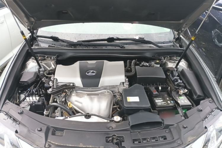 Used Lexus ES 2015 200 Elite Edition Engine Bay