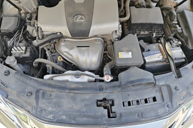 Used Lexus ES 2015 200 Elite Edition Engine Bay