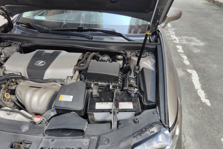 Used Lexus ES 2015 200 Elite Edition Engine Bay Left
