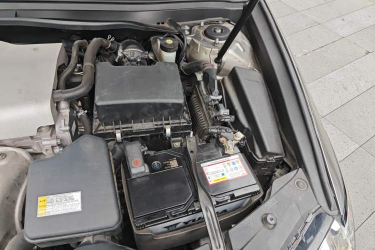 Used Lexus ES 2015 200 Elite Edition Engine Bay Left