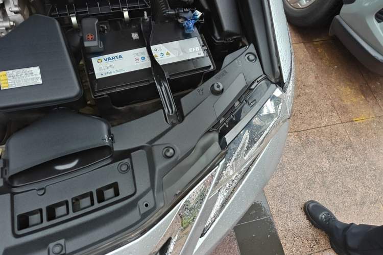 Used Lexus ES 2015 200 Elite Edition Engine Bay Left
